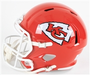 2019 Patrick Mahomes Kansas City Chiefs Signed Full Size Display Helmet (*JSA*)