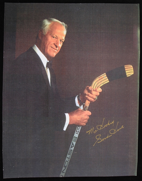 1946-1971 Gordie Howe  Detroit Red Wings Houston Aeros Hartford Whalers Autographed 8x10 Color Photo (JSA)