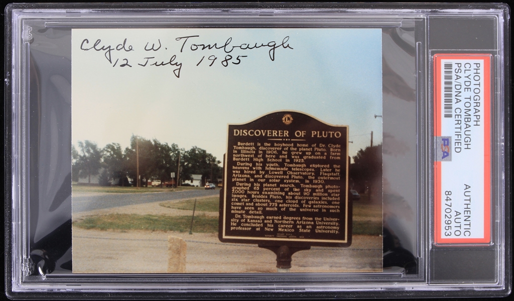 1985 Clyde Tombaugh Discoverer of Pluto Signed Photograph (PSA Slabbed Authentic)