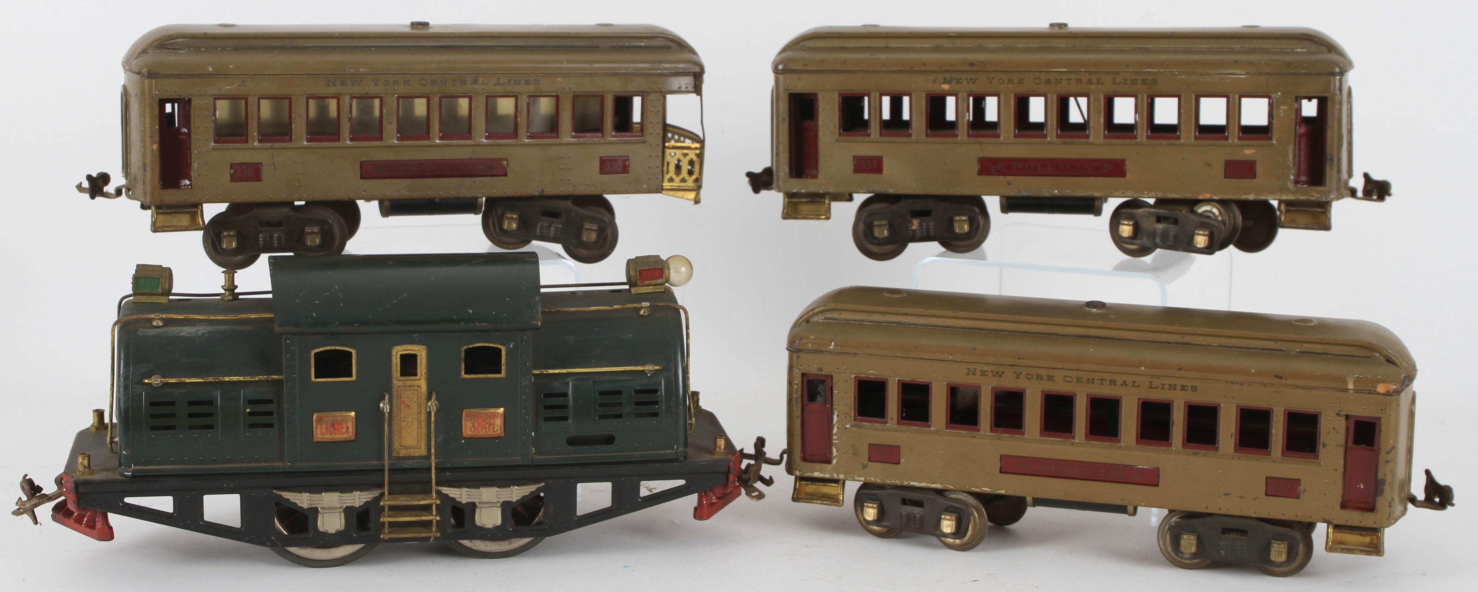 Lot Detail - 1920's Lionel Model Train Cars - Lot of 4 w/ 380E ...