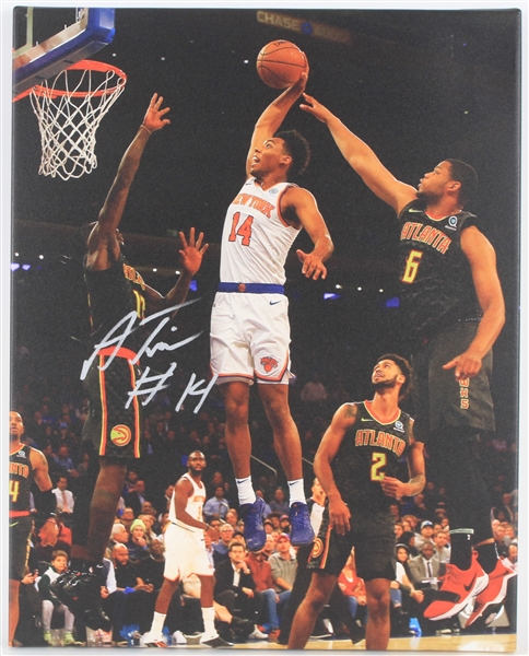 2018-20 Allonzo Trier New York Knicks Signed 16" x 20" Canvas Print (JSA)