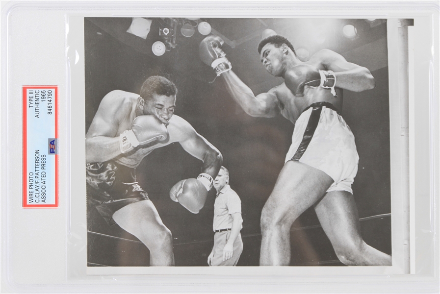 1965 Muhammad Ali Floyd Patterson 5.5" x 7.25" Type III Wire Photo (PSA Slabbed)