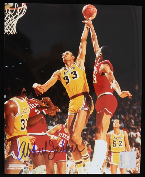 1975-1989 Kareem Abdul Jabbar Los Angeles Lakers Autograpehd 8"x10" Color Photo (JSA)