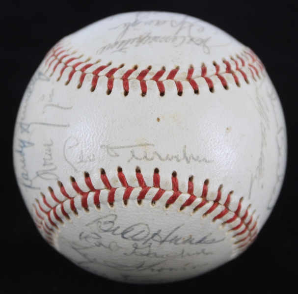 1967 Chicago Cubs Team Signed ONL Giles Baseball w/ 23 Signatures Including Leo Durocher, Ernie Banks, Fergie Jenkins, Ron Santo & More (PSA/DNA NM 7)