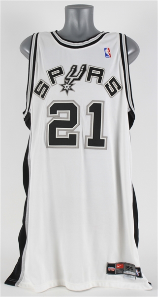 2001-02 Tim Duncan San Antonio Spurs Home Jersey (MEARS LOA)