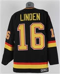 1992-93 Trevor Linden Vancouver Canucks Game Worn Road Jersey (MEARS A9)