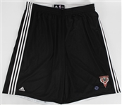 2011-12 Milwaukee Bucks Practice Shorts (MEARS LOA)