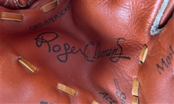 1980's Player Endorsed Store Model Baseball Mitts - Lot of 5 w/ Tom Seaver, Catfish Hunter, Dwight Gooden, Roger Clemens & Orel Hershiser
