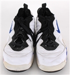 1995-96 Tom Gugliotta Minnesota Timberwolves Signed Nike Game Worn Basketball Sneakers (MEARS LOA/JSA)