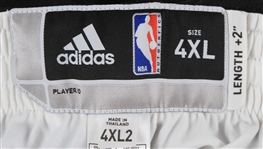 2011-12 Milwaukee Bucks Practice Shorts (MEARS LOA)