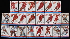 1954 Gordie Howe, Ted Lindsay, Earl Reibel & more Topps Trading Cards (VG-EX)(Lot of 22)