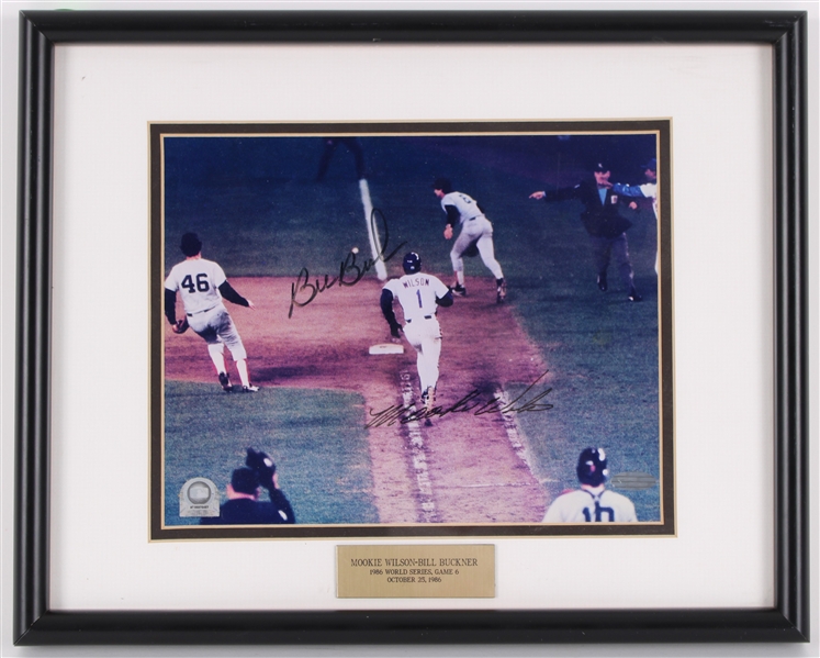 1986 Mookie Wilson Bill Buckner Mets / Red Sox Signed 12" x 15" Framed Photo **Steiner Hologram / 236**