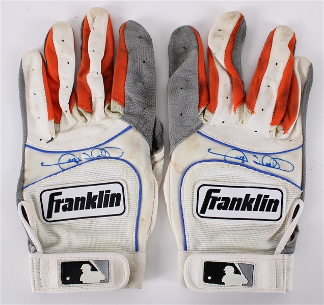 2009 Gary Sheffield New York Mets Signed Franklin Game Worn Batting Gloves (MEARS LOA/JSA) **282**