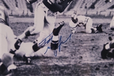 1952-1964 Frank Gifford NY Giants Signed 14x19 Framed Photo (JSA)