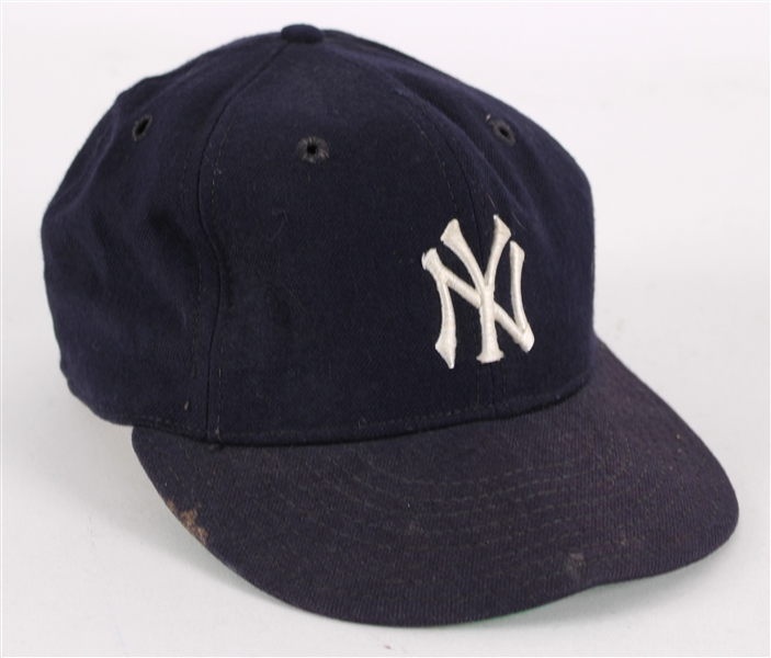 1977-81 Reggie Jackson New York Yankees Signed Professional Model Cap (MEARS LOA/JSA) 