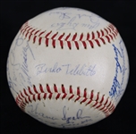 1962 Milwaukee Braves Team Signed ONL Giles Baseball w/ 30 Signatures Including Hank Aaron, Warren Spahn, Eddie Mathews, Joe Torre, Bob Uecker & More (JSA)