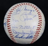 1962 Milwaukee Braves Team Signed ONL Giles Baseball w/ 30 Signatures Including Hank Aaron, Warren Spahn, Eddie Mathews, Joe Torre, Bob Uecker & More (JSA)