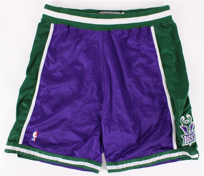 1999-2000 Milwaukee Bucks Game Worn Road Uniform Shorts (MEARS LOA)