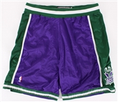 1999-2000 Milwaukee Bucks Game Worn Road Uniform Shorts (MEARS LOA)