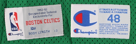 1992-93 Robert Parish Boston Celtics Signed Road Jersey (MEARS A5 / Upper Deck)