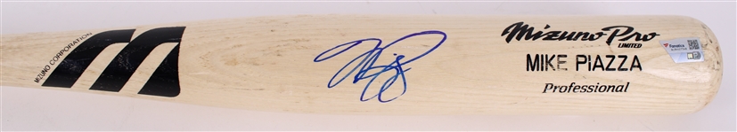 1998-99 Mike Piazza New York Mets Signed Mizuno Professional Model Game Used Bat (MEARS A8)