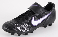2006-11 Ryan Longwell Minnesota Vikings Signed Nike Game Worn Kicking Cleat (MEARS LOA / JSA / Pepper Burrruss Collection)
