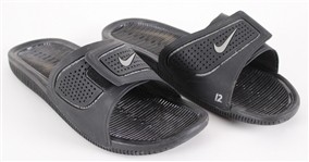 2009 Aaron Rodgers Green Bay Packers Nike Shower Sandals (MEARS LOA / Pepper Burruss Collection)
