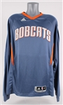 2010-11 DJ Augustin Charlotte Bobcats Shooting Shirt & Signed Trading Card (MEARS LOA/JSA)