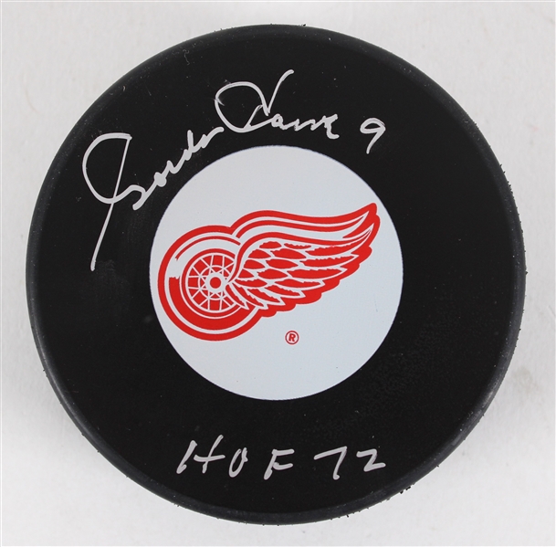 2000s Gordie Howe Detroit Red Wings Signed Hockey Puck (JSA)