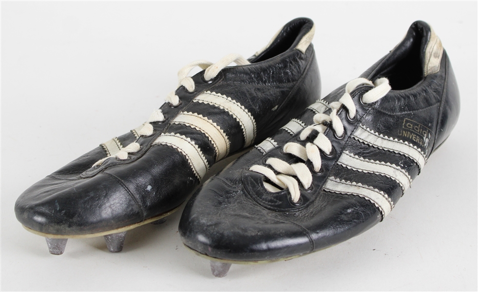 1970-72 Tom Matte Baltimore Colts Signed Adidas Game Worn Cleats (MEARS LOA) *JSA*