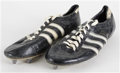 1970-72 Tom Matte Baltimore Colts Signed Adidas Game Worn Cleats (MEARS LOA) *JSA*
