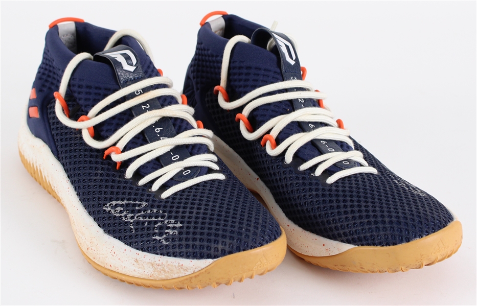 2018 Carlos Correa Houston Astros Signed Adidas Workout Shoes (MEARS LOA / JSA / Correa Sr. LOA)