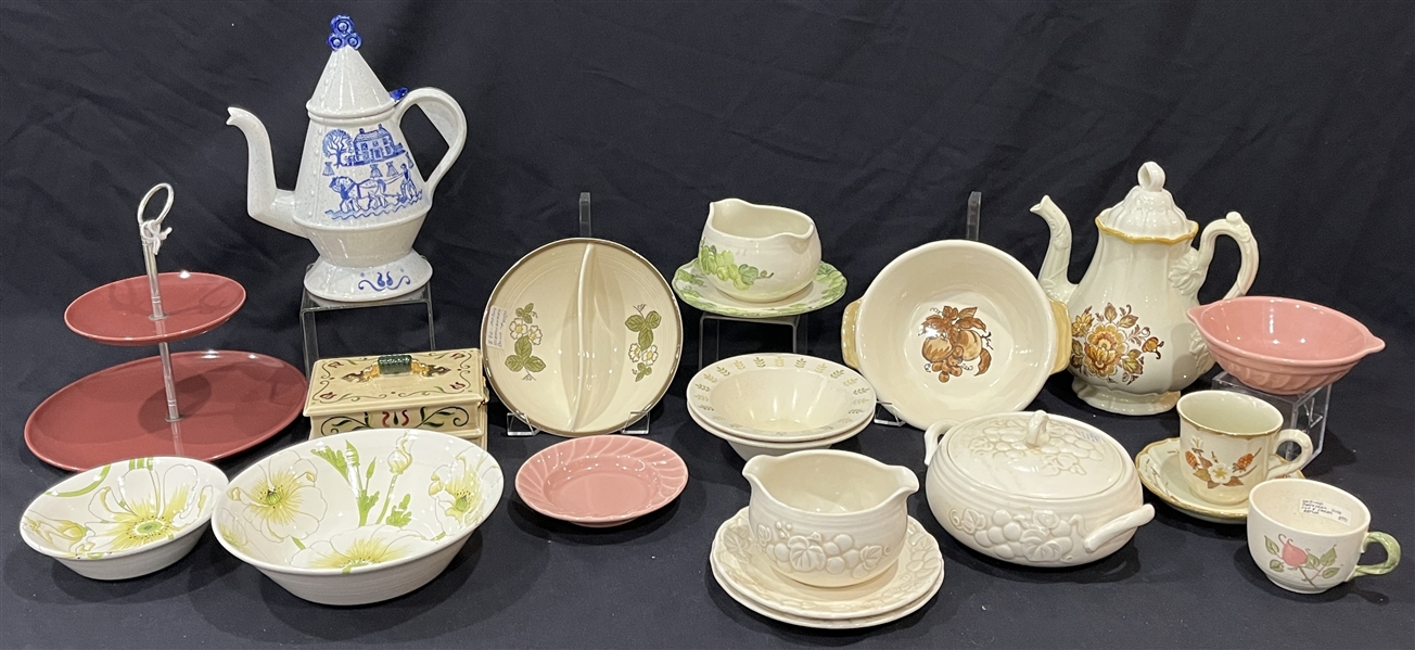 Vintage Miscellaneous Metlox Poppytrail Dishware (Lot of 17)