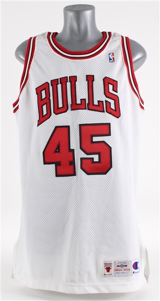 1995 Michael Jordan Chicago Bulls #45 Pro Cut Home Jersey (MEARS A5)