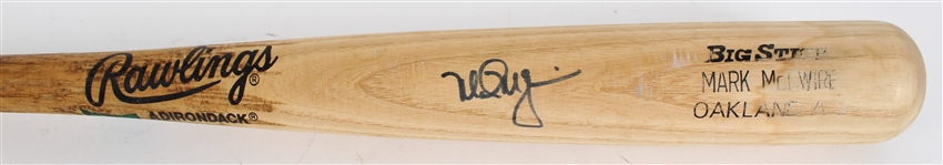 1993 Mark McGwire Oakland Athletics Signed Rawlings Adirondack Professional Model Bat *MEARS A5*