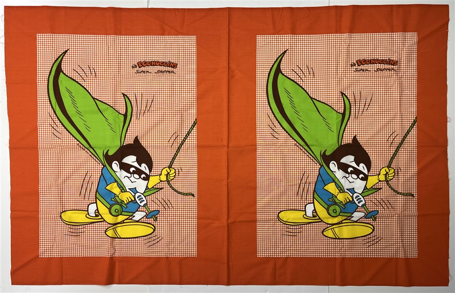 1983 Bob Kane Productions Egg Noggins Super Snooper 45"x70" Fabric Panel 