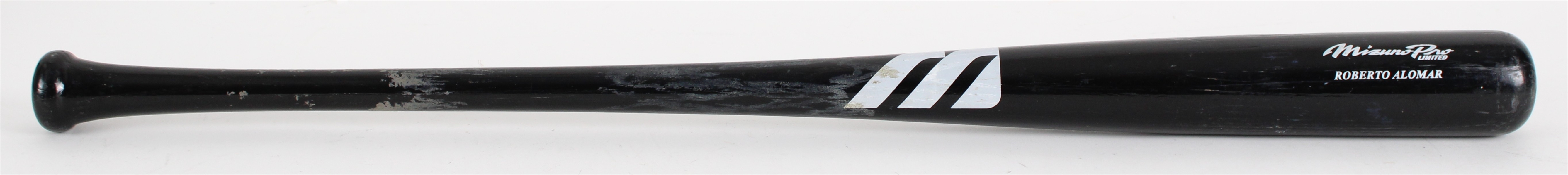 1990s Roberto Alomar Mizuno Professional Model Game Used Bat (MEARS A8)