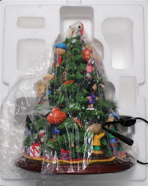 2007 Peanuts 12" Christmas Tree by Danbury Mint 