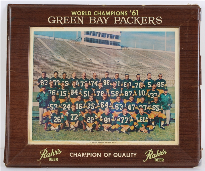 1961 Green Bay Packers 15"x18" Rahrs Beer Team Photo Plastic Store Display