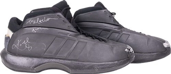 2001 (March 19) Kobe Bryant Game Worn & Signed Adidas Kobe 1 Shoes (27 Pts., 12 Reb.) – (PSA/DNA, Beckett, MEARS LOA)